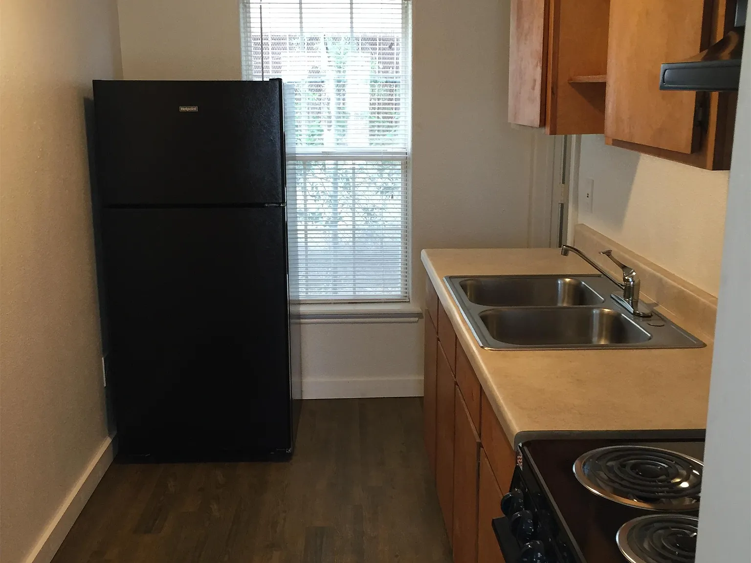 Agnes Court - 18 — Photo 4