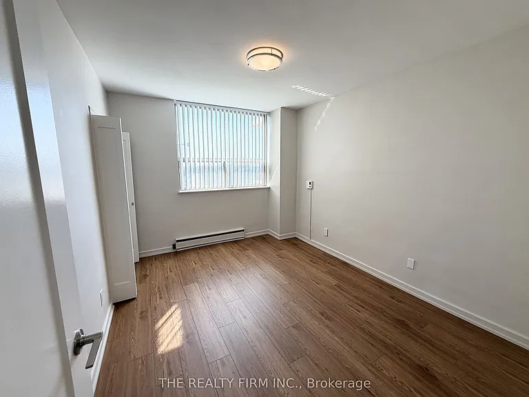 1209 Richmond St #1202 — Photo 6