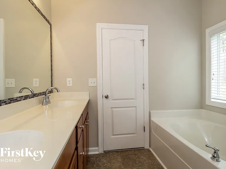 230 Ryans Point — Photo 10