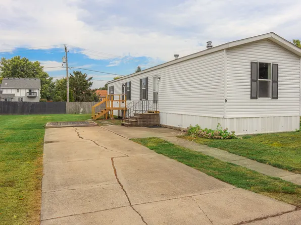 6 Countryside Est, Sandwich, IL 60548