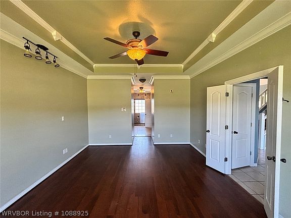 4th image of 3105 Fairway Dr