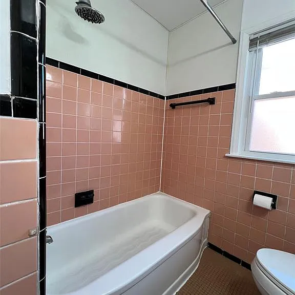23280 Forest St — Photo 13
