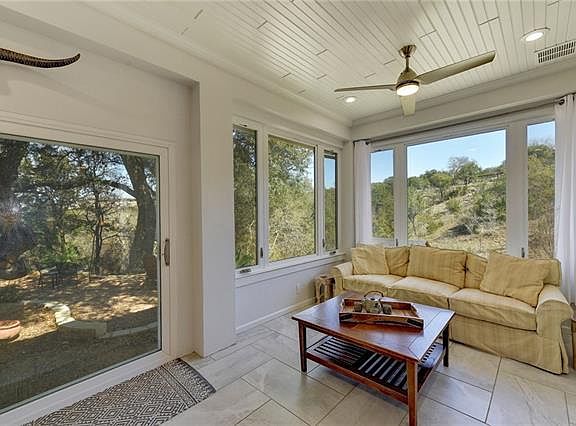 4th image of 13702 Montview Dr