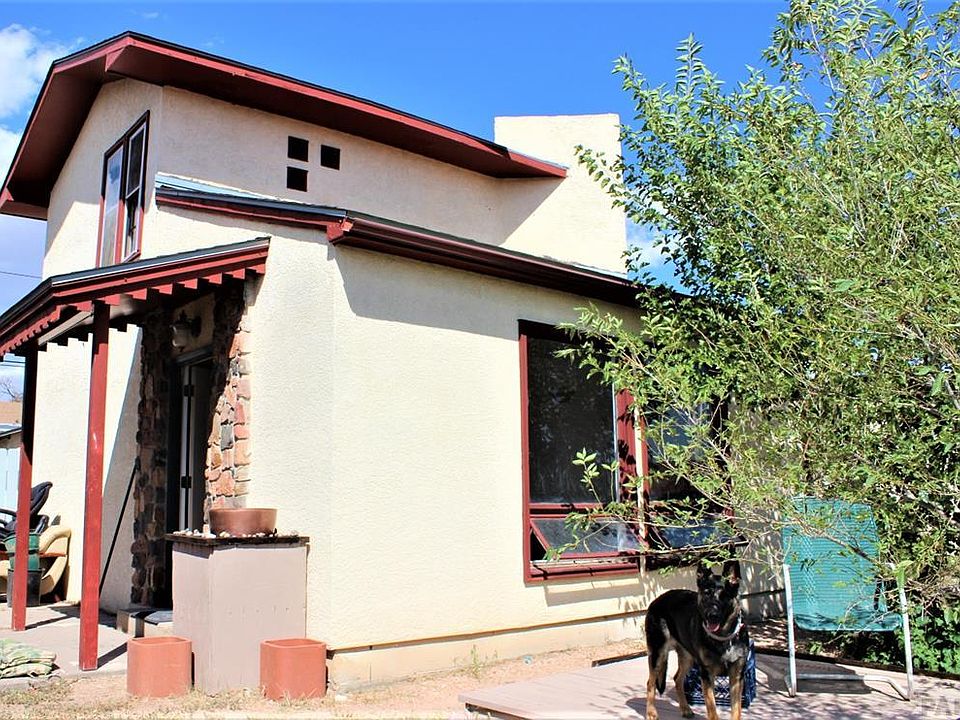 1st image of 1111 E 1st St