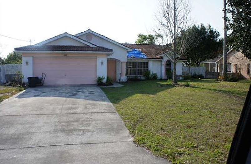 2nd image of 5192 Beachview Dr
