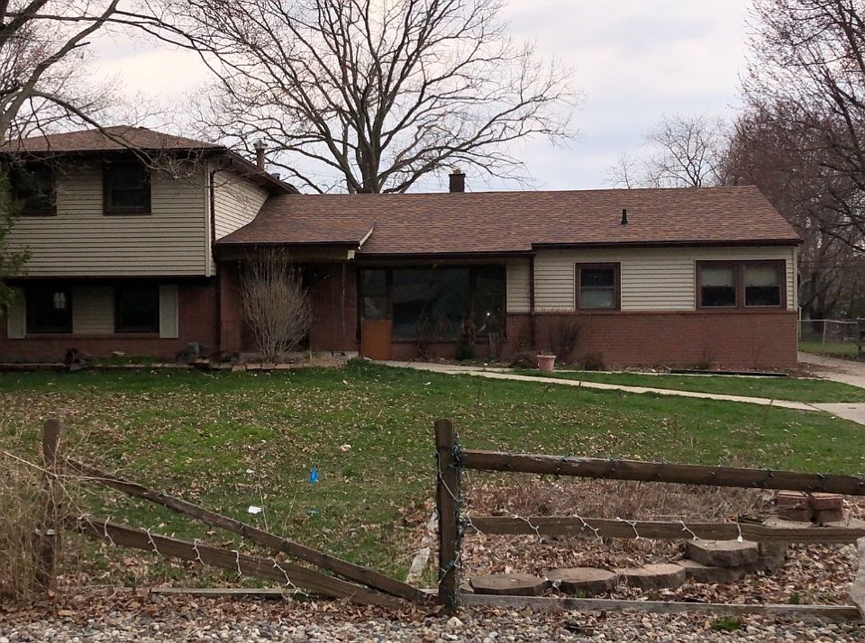 1st image of 15150 Pleasant Dr