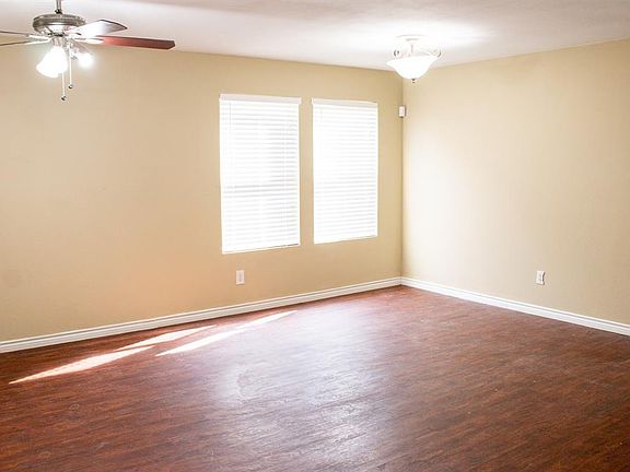 4th image of 3909 Fox Trot Dr