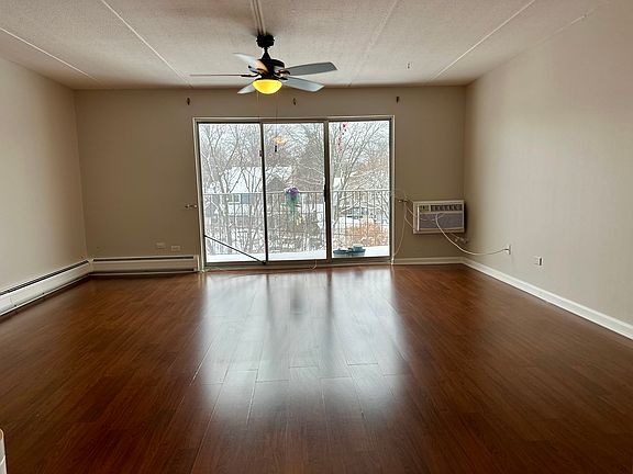 4th image of 5125 Blodgett Ave #418