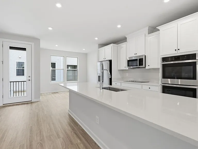 2118 Acadia Rd — Photo 12