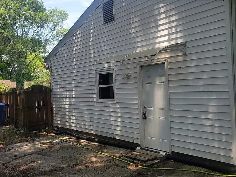 512 S Kings Point Rd — Photo 19
