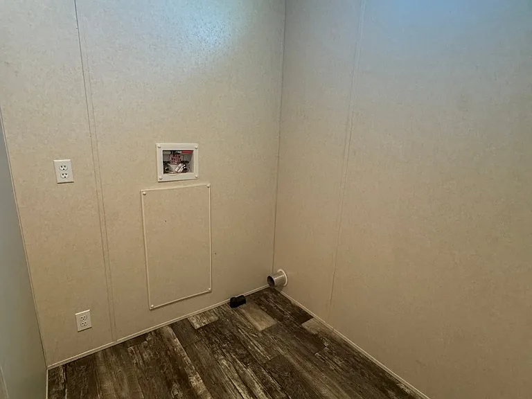 24560 Verneiul Ln — Photo 20