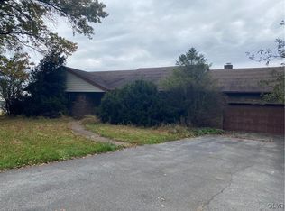 3400 N Sherwood Rd, Easton, PA 18045