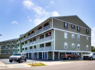 200 S Lake Park Blvd APT 12B, Carolina Beach, NC 28428