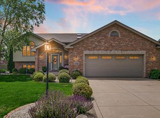 7313 W 91st Pl, Crown Point, IN 46307