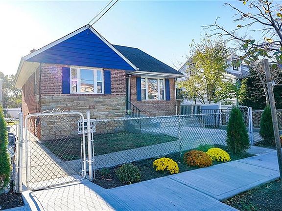 4th image of 3555 Mc Owen Ave