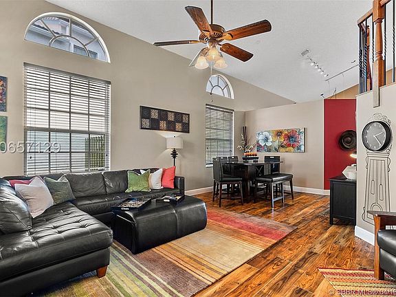 5th image of 15538 NW 12th Pl
