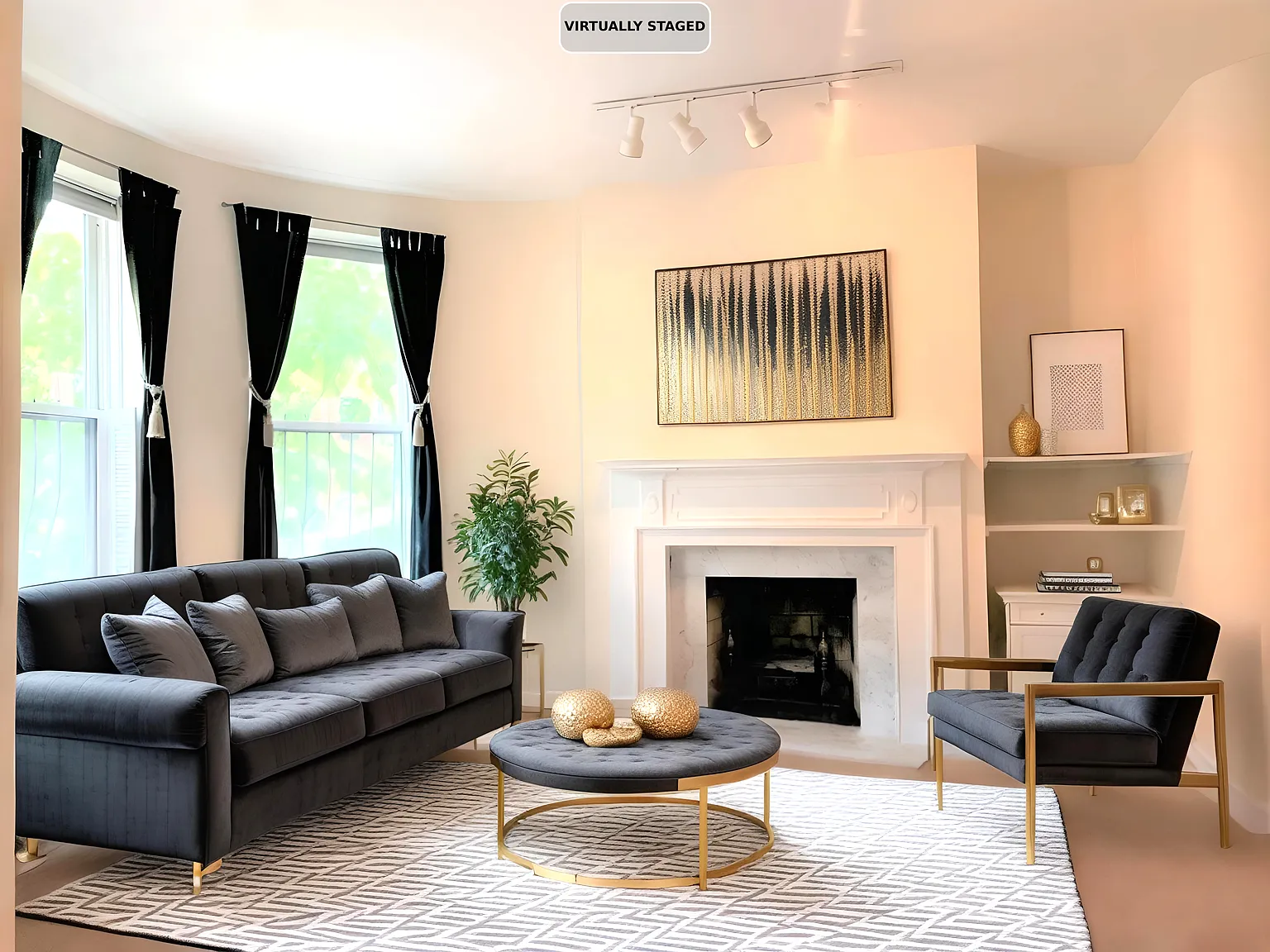425 Marlborough St — Photo 3