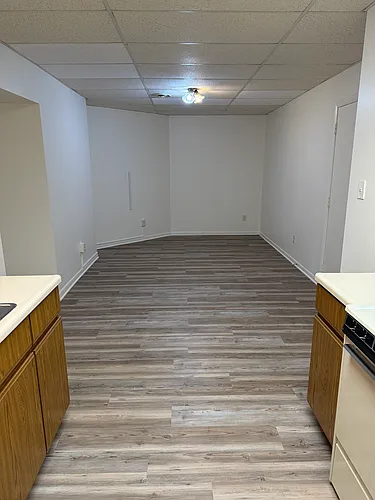 108 S Main St #6 Photo 1