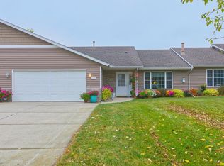 212 Linden Ave W, Winsted, MN 55395