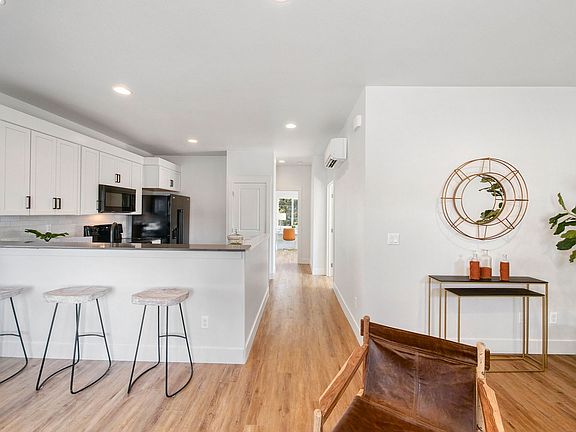 4th image of 2052 Black Pines Pl #2