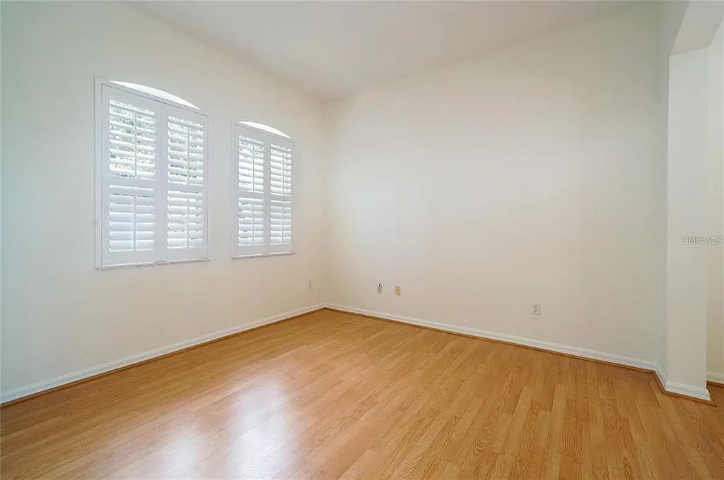 4 bed, 3.0 bath, 2222 sqft, $3,550 — Photo 3