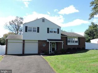 564 Ashley Dr, Chalfont, PA 18914