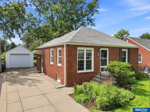 647 Washington St, Lincoln, NE 68502