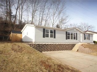 1735 Brennan Woods Ct, High Ridge, MO 63049