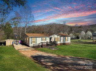 72 Northwoods Est, Nebo, NC 28761