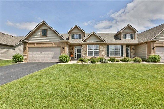 1st image of 927 Rockwell Ln
