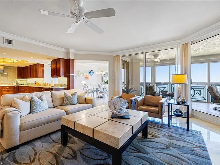 4021 Gulf Shore Blvd N #1804 — Photo 5