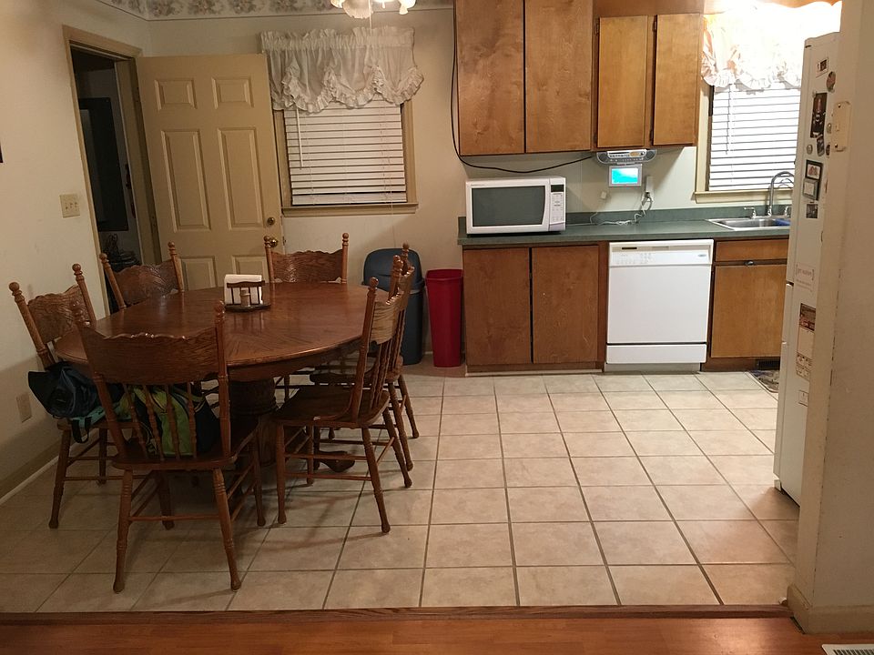 1st image of 2109 Essex St