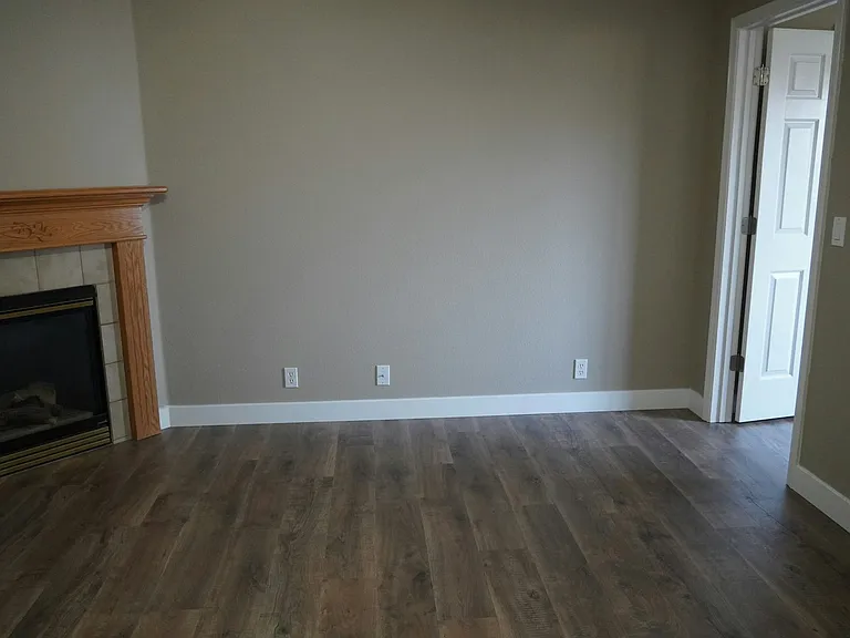 2000 E Doberman Dr #1 — Photo 21