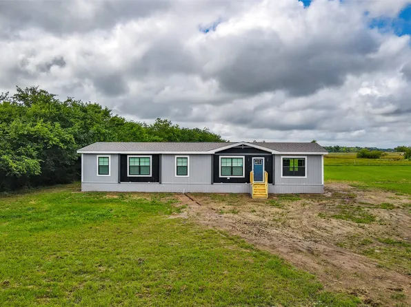 4301 County Road 3216, Lone Oak, TX 75453