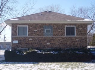 28 Greenwood St APT C, Glen Ellyn, IL 60137