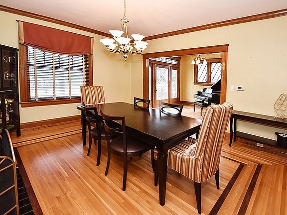 4th image of 3434 Mooney Ave