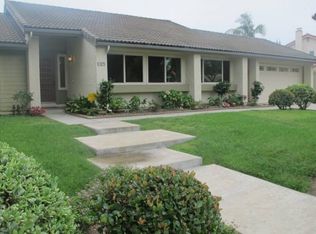 1025 Saint Albans Dr, Encinitas, CA 92024