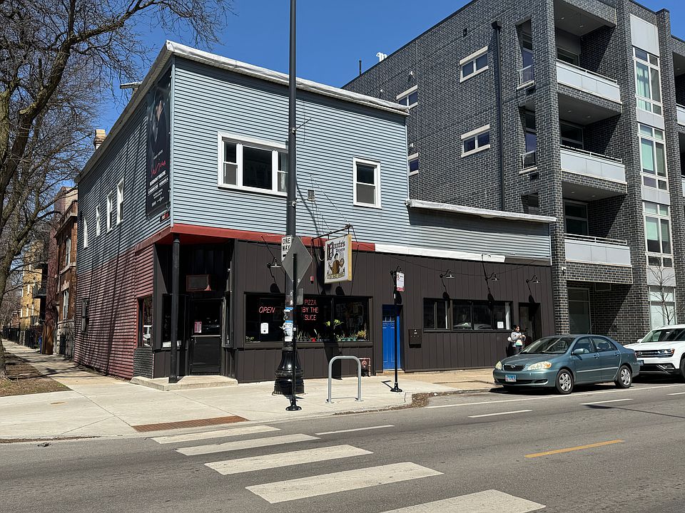 1st image of 3026 W Armitage Ave #2