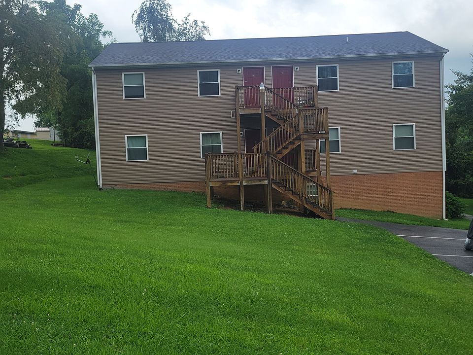 1st image of 785 Schaeffer St NE #785