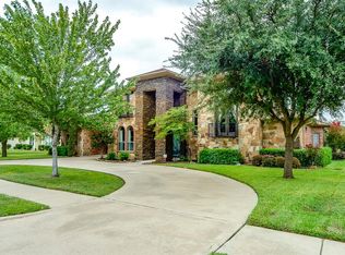 1019 E Par View Cir, Cedar Hill, TX 75104