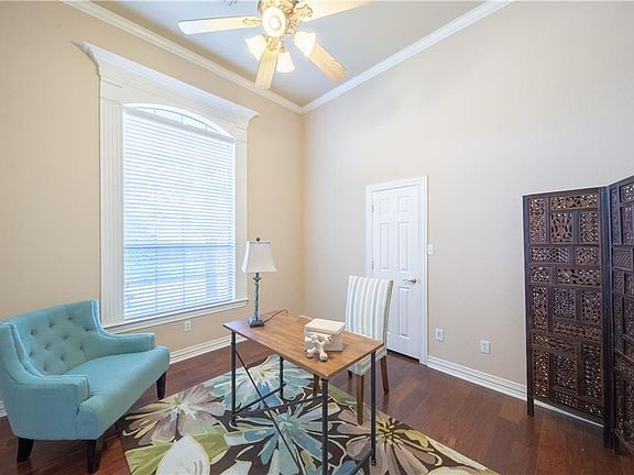 3rd image of 7905 Sheffield Ct