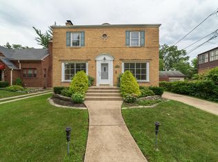 11443 S Oakley Ave, Chicago, IL 60643