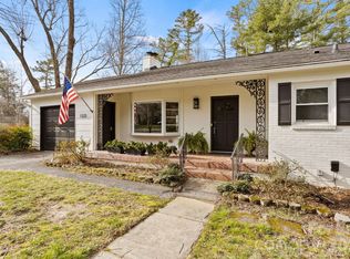 1223 Oakland St, Hendersonville, NC 28792