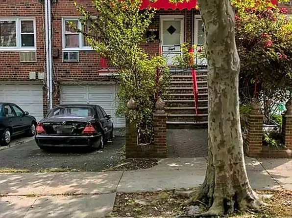 1429 E 88th St, Brooklyn, NY 11236