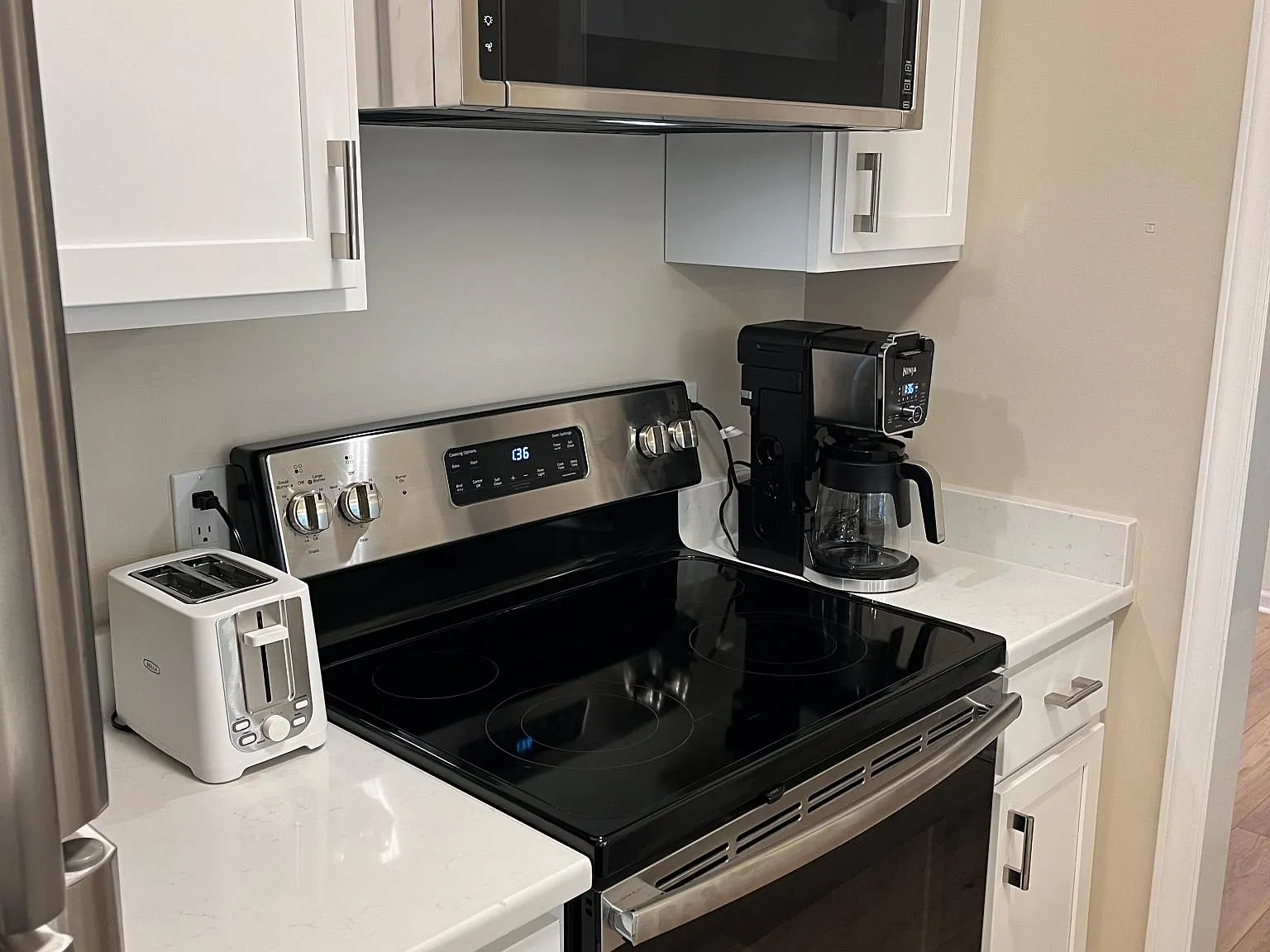 2 bed, 811 sqft, $1,850 — Photo 3