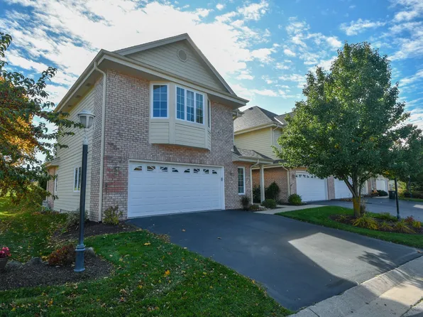 3301 Cedar Hollow Ct, Waukesha, WI 53188