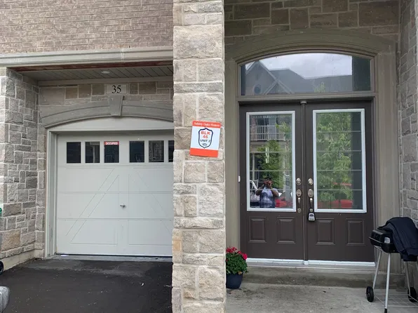 35 Dalbeattie Dr, Brampton, ON L6Y 6H3