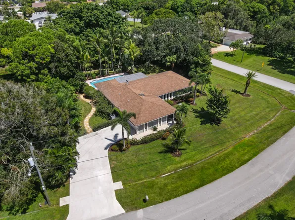 1997 SE Bolton Avenue, Port St Lucie, FL 34952