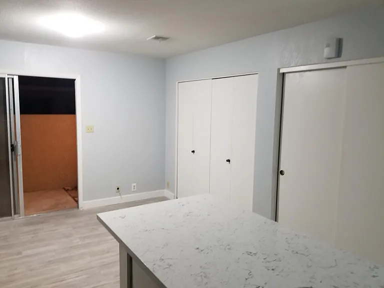 409 W Yukon Dr #8 — Photo 9