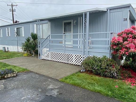 5th image of 5001 180th St SW Unit 18